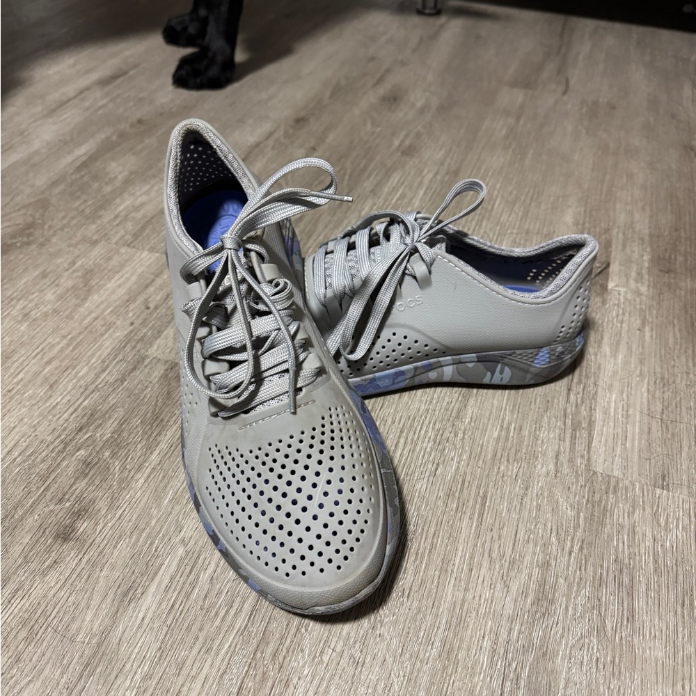 CROCS Gray Women's Sneakers